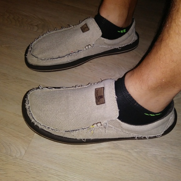 sanuk size 15